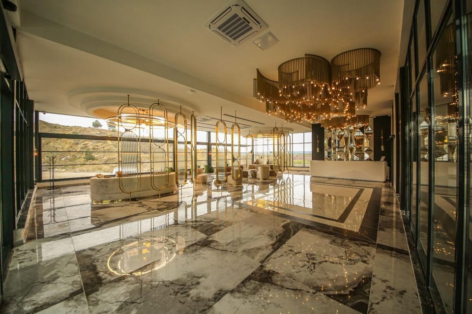 Lobby or reception, Seating area