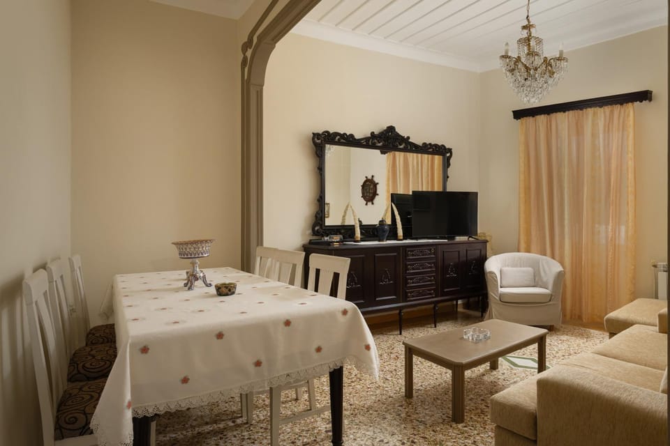 Eirini Home House in Decentralized Administration of the Aegean