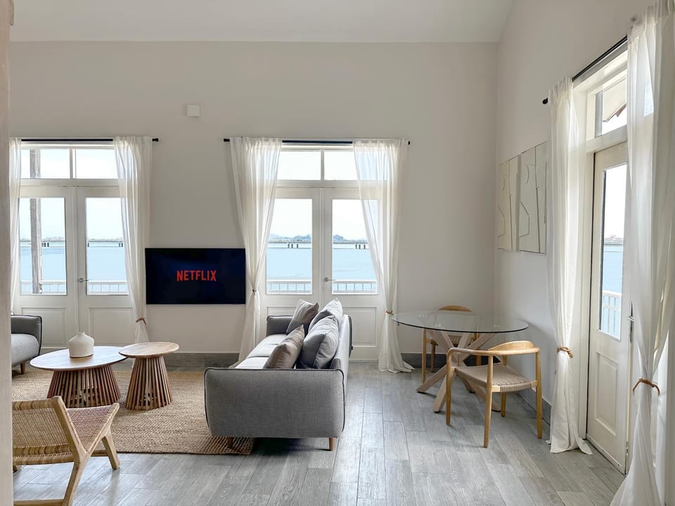 Living room, Seating area, Dining area, Sea view