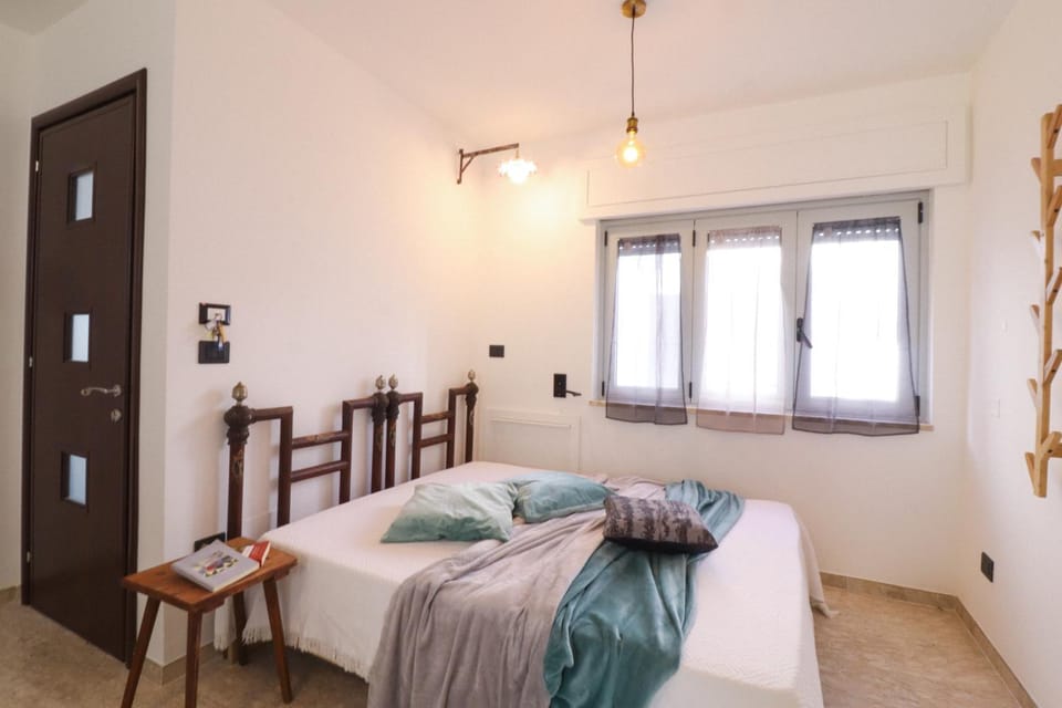 Property building, Living room, Bedroom