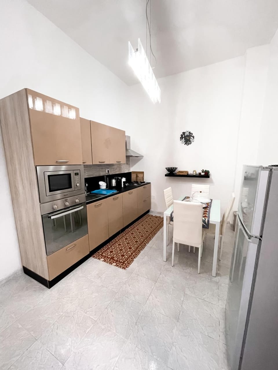 Kitchen or kitchenette, Dining area, pet friendly, stove