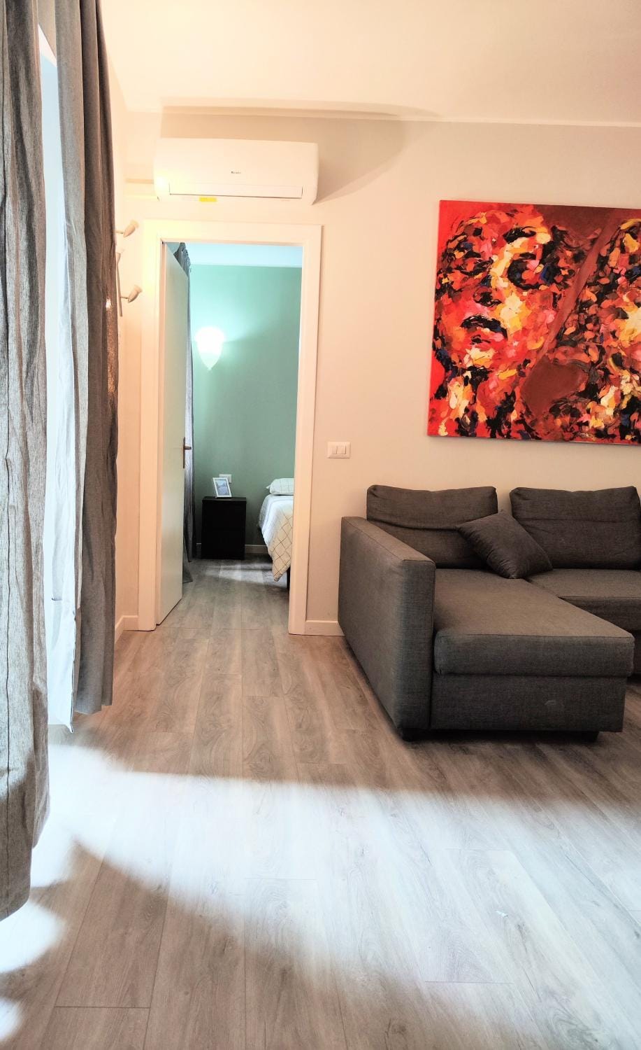 House Navigli-Life Apartment in Milan
