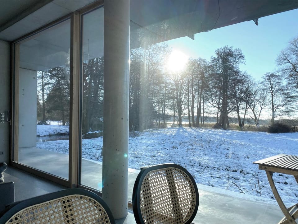 Winter, Dining area