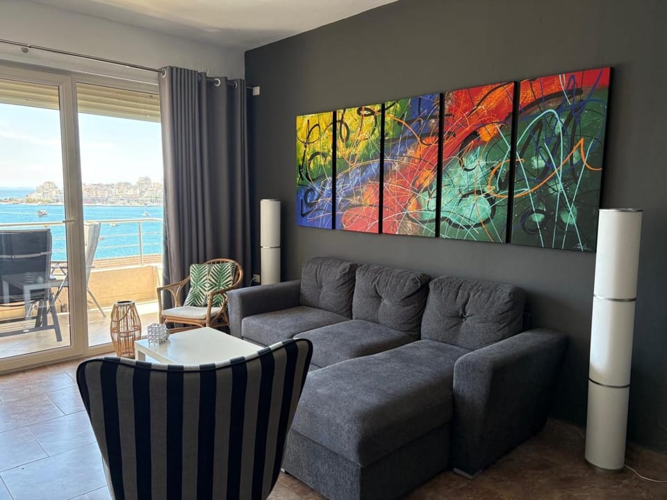 TV and multimedia, View (from property/room), View (from property/room), Balcony/Terrace, Balcony/Terrace, Living room, Seating area, Dining area, City view, City view, Mountain view, Mountain view, Sea view, Sea view, furniture, furniture, internet, internet, air conditioner, air conditioner