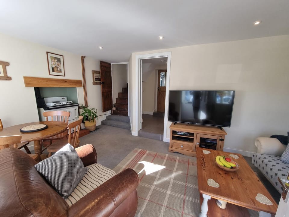 Cosy Cottage in a quaint village in North Devon. House in North Devon District