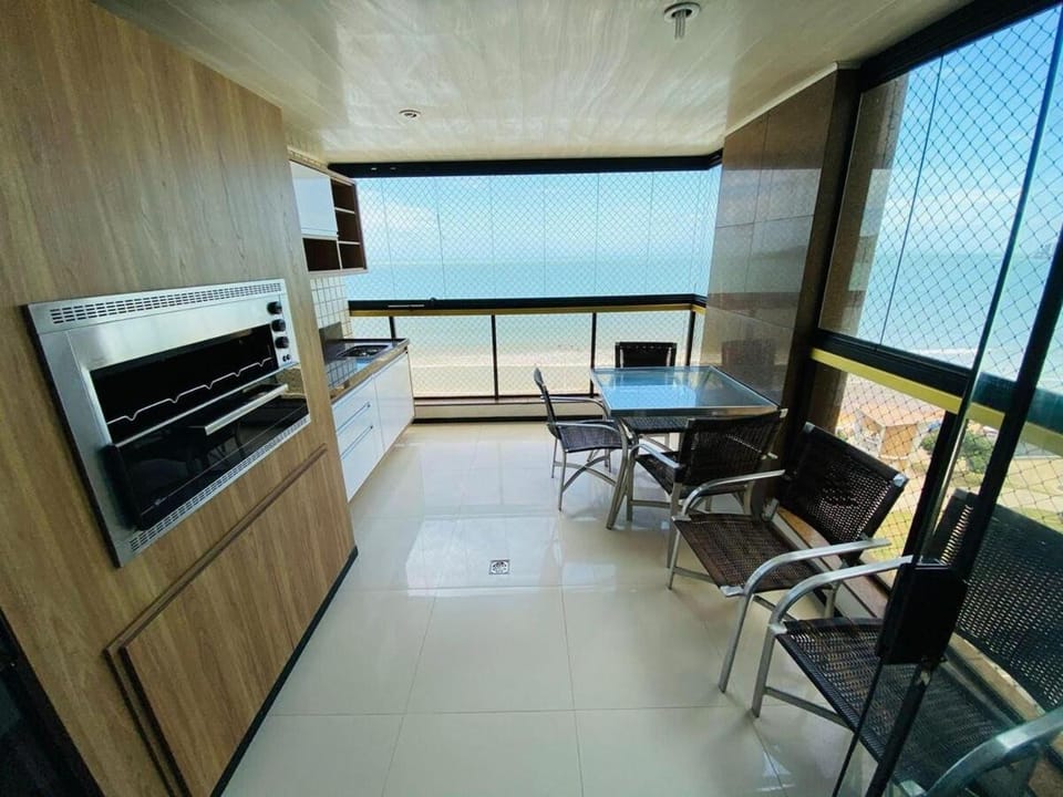 Balcony/Terrace, Kitchen or kitchenette, Dining area, Sea view