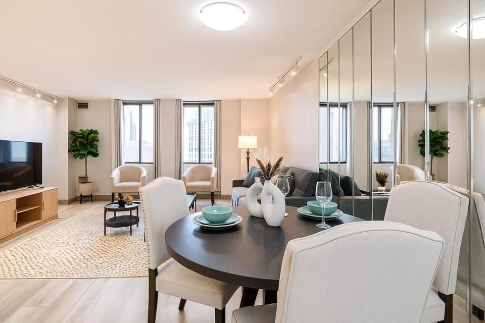 Modern Condo DWNTN Hartord XL Center GYM Apartment in Hartford
