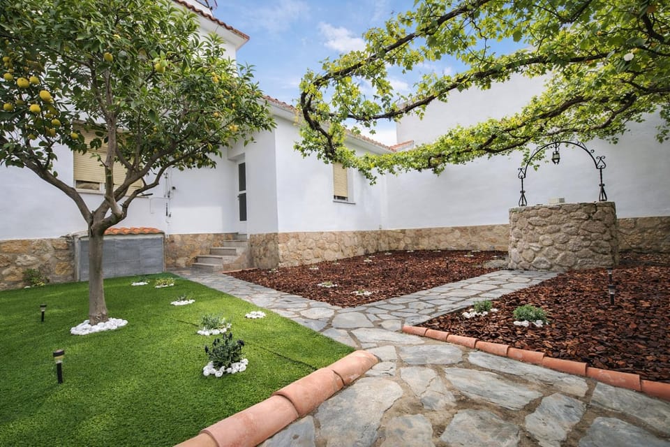 Casa Rural Las Parras 48 House in Extremadura, Spain