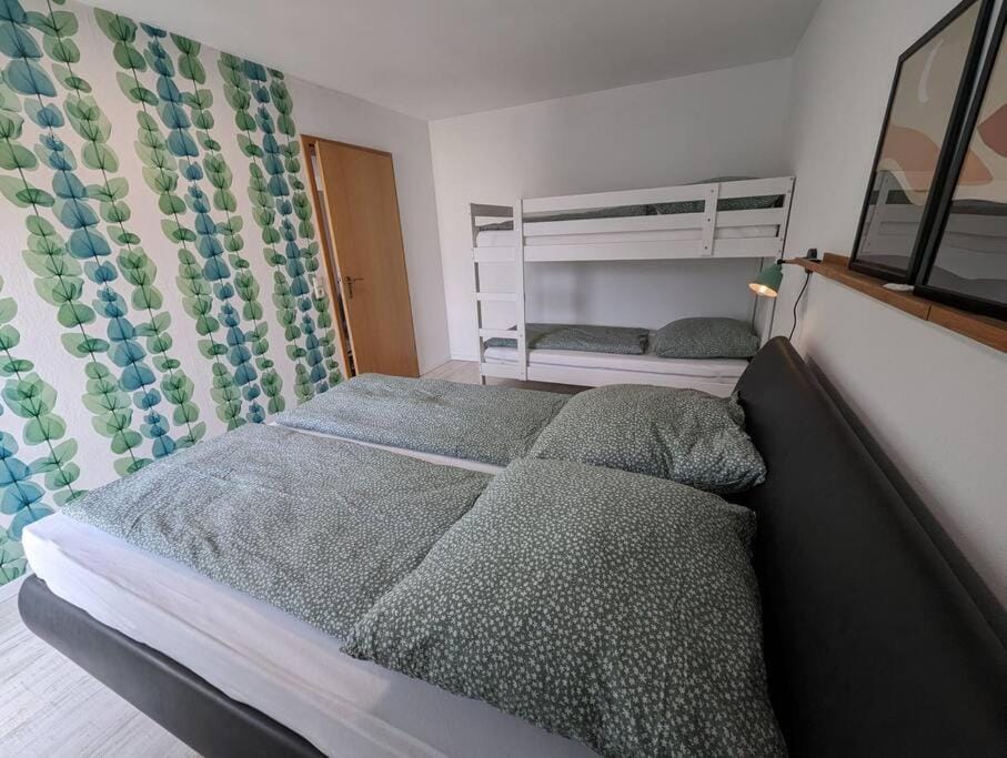 Bed, Bedroom, bunk bed