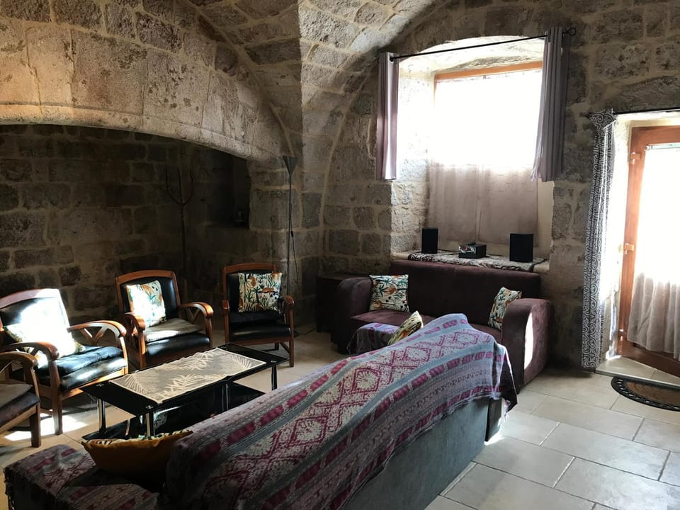 Gite La Framboise Apartment in Provence