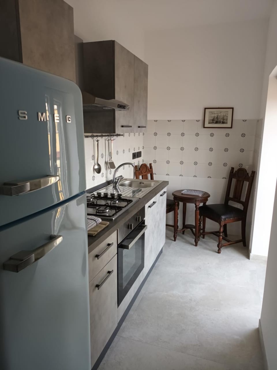 Kitchen or kitchenette, pet friendly, stove