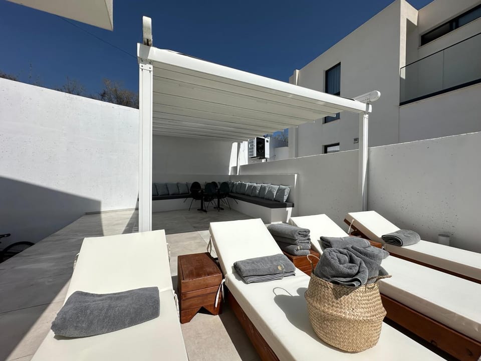 Patio, Balcony/Terrace