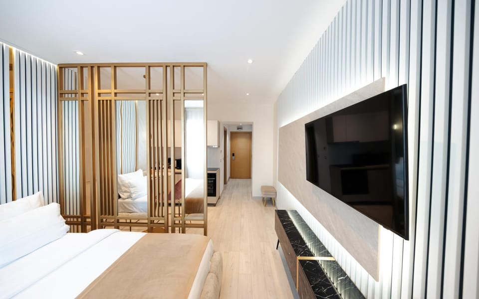 Bed, TV and multimedia