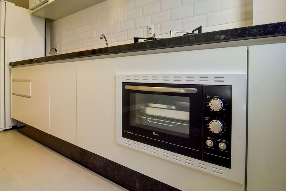 Conforto na Av. Brasil, 150 metros da Praia RS7551 Apartment in Camboriú