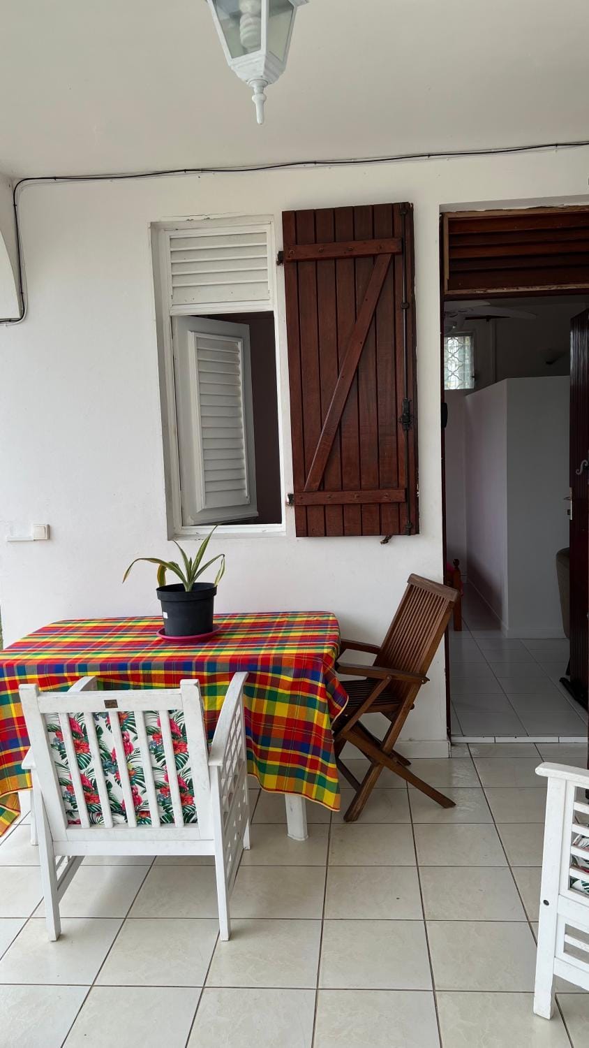 Appartement F2 ROSALINDA House in Le Gosier