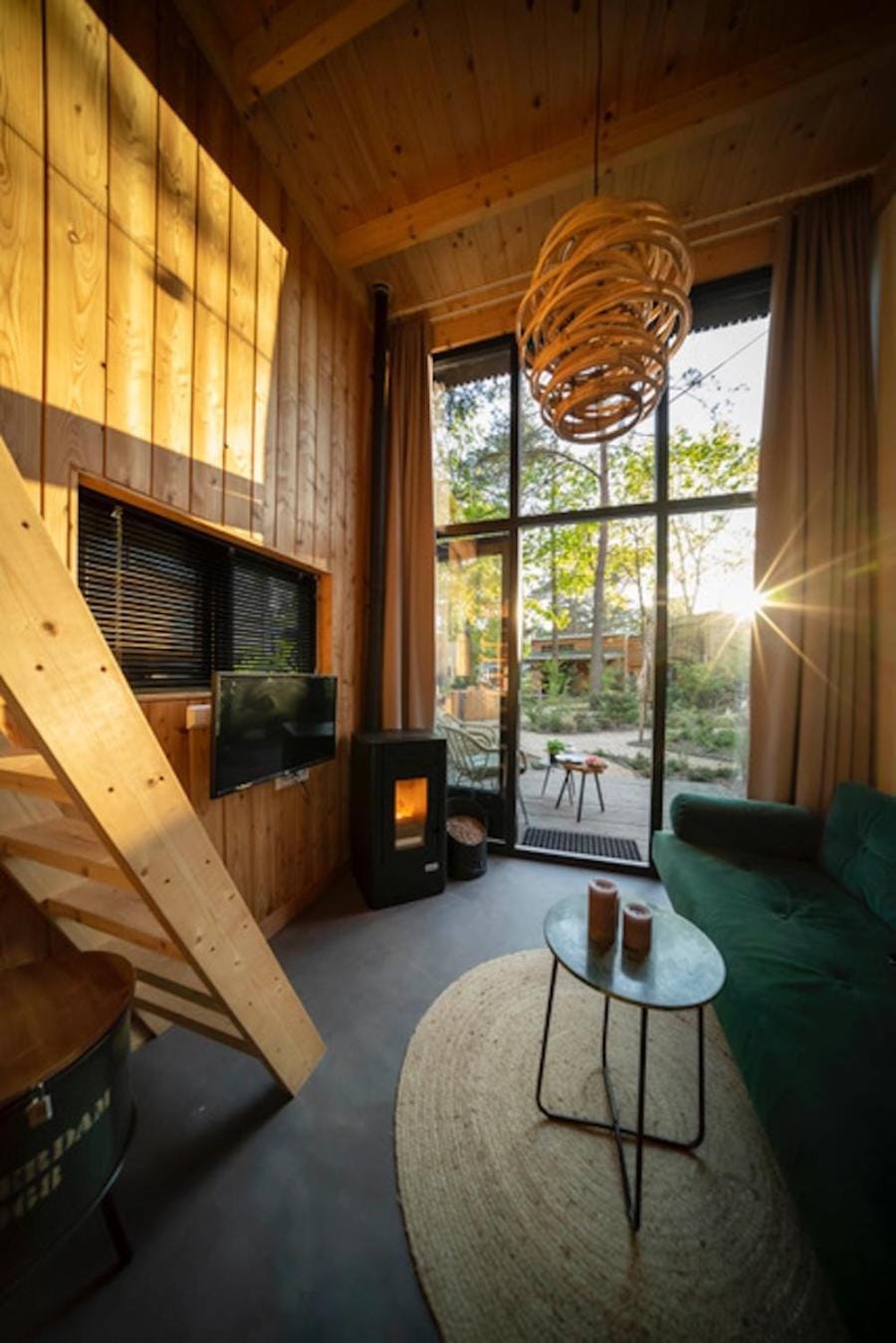 Tiny House of Happiness - shared hot tub House in Gelderland, Netherlands