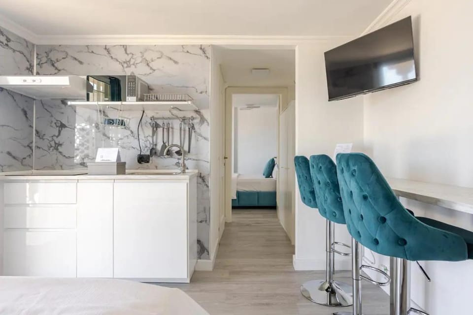 Mezzo Experience Eur Attico Free Parking Apartment in Rome