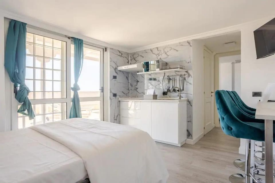Mezzo Experience Eur Attico Free Parking Apartment in Rome