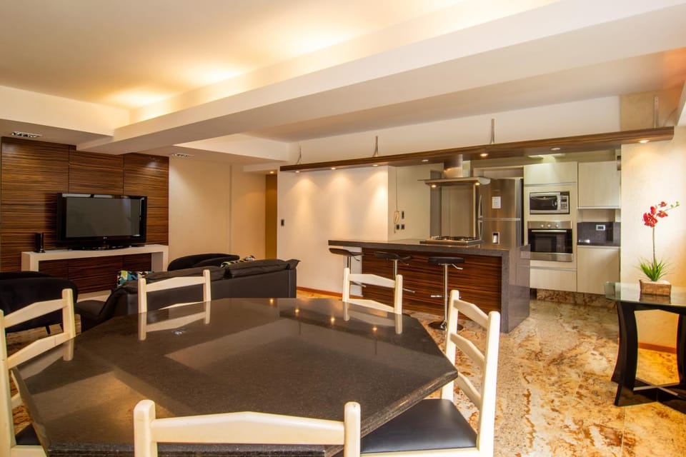 Em frente à praia em Balneário, 6 hóspedes VU3572 Apartment in Balneário Camboriú