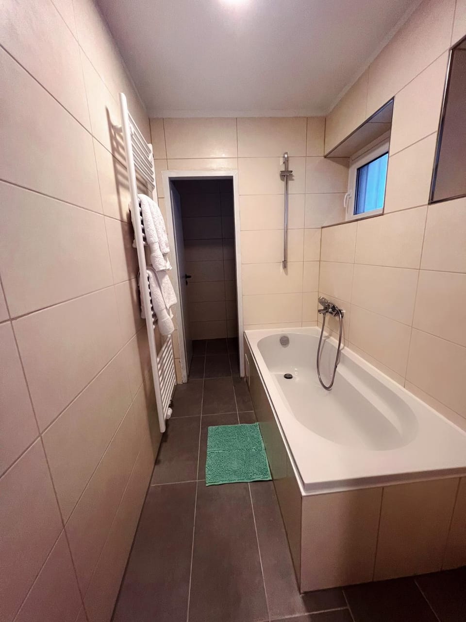 Bathroom, Bath