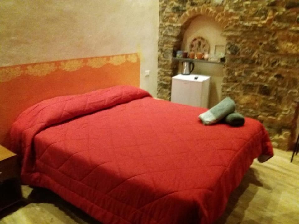 Apartment Camere Cinque Terre Andrea Bed and Breakfast in La Spezia