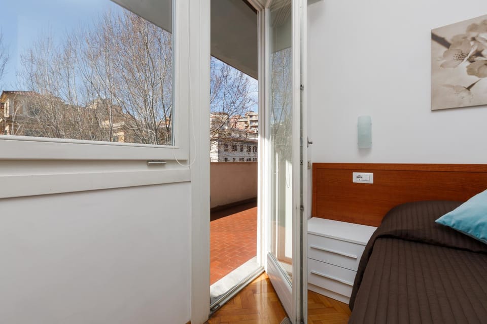 View (from property/room), Balcony/Terrace