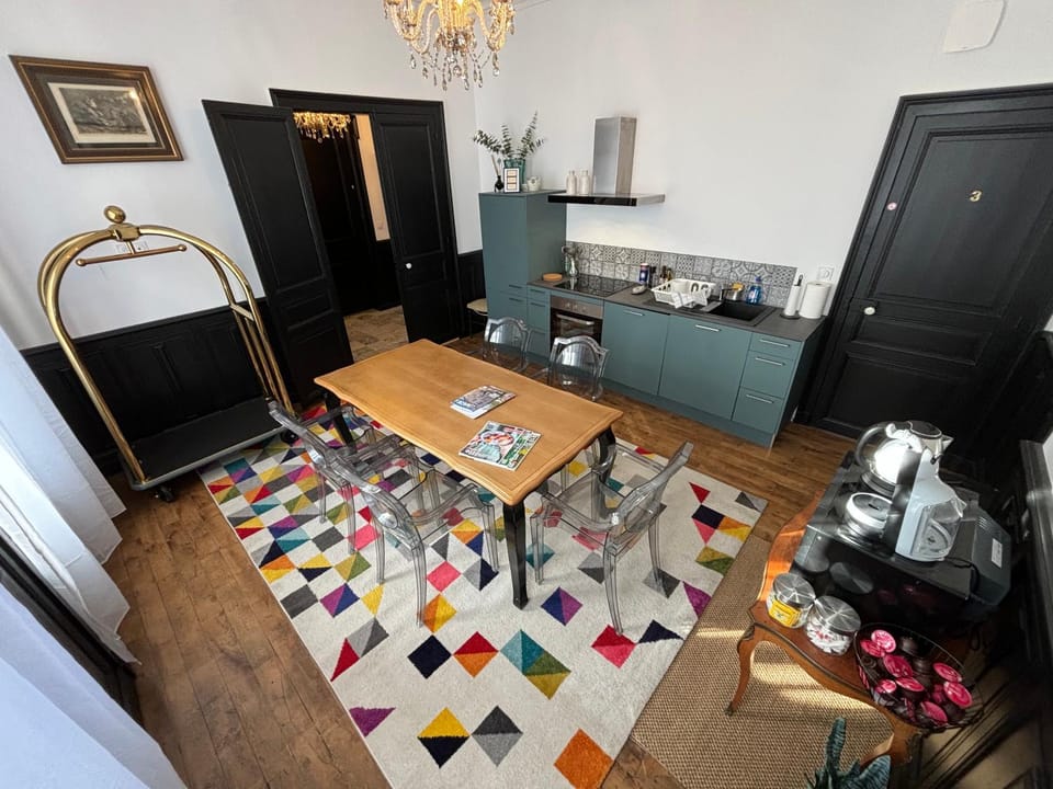 Maison à la Guitarde - Hôtel Particulier Hippolyte Bed and Breakfast in Centre-Val de Loire