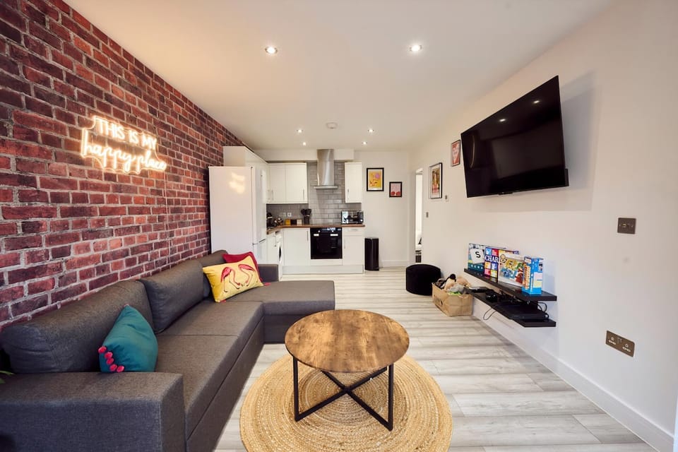 TV and multimedia, Living room, Seating area