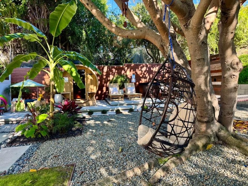 Private House 3 min to beach large backyard Spa Sauna BBQ ! House in Dana Point