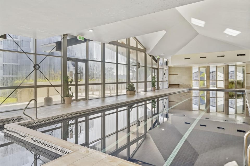 Gorgeous 2-Bed Unit near Riverside Parks Apartment in Sydney