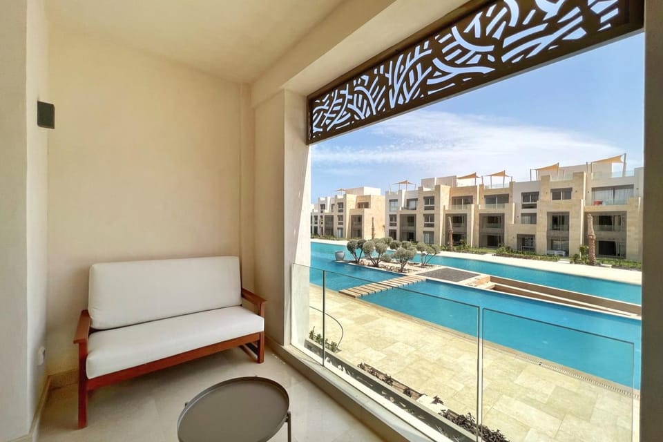 Smooth & Snug 1 BDR Mangroovy Free Beach & Pool Access Apartment in Hurghada