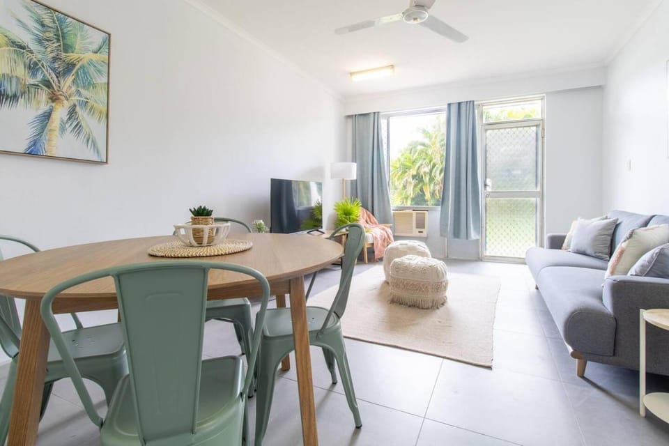 Serenity on Smith 2 Bedroom Apt Apartment in Darwin