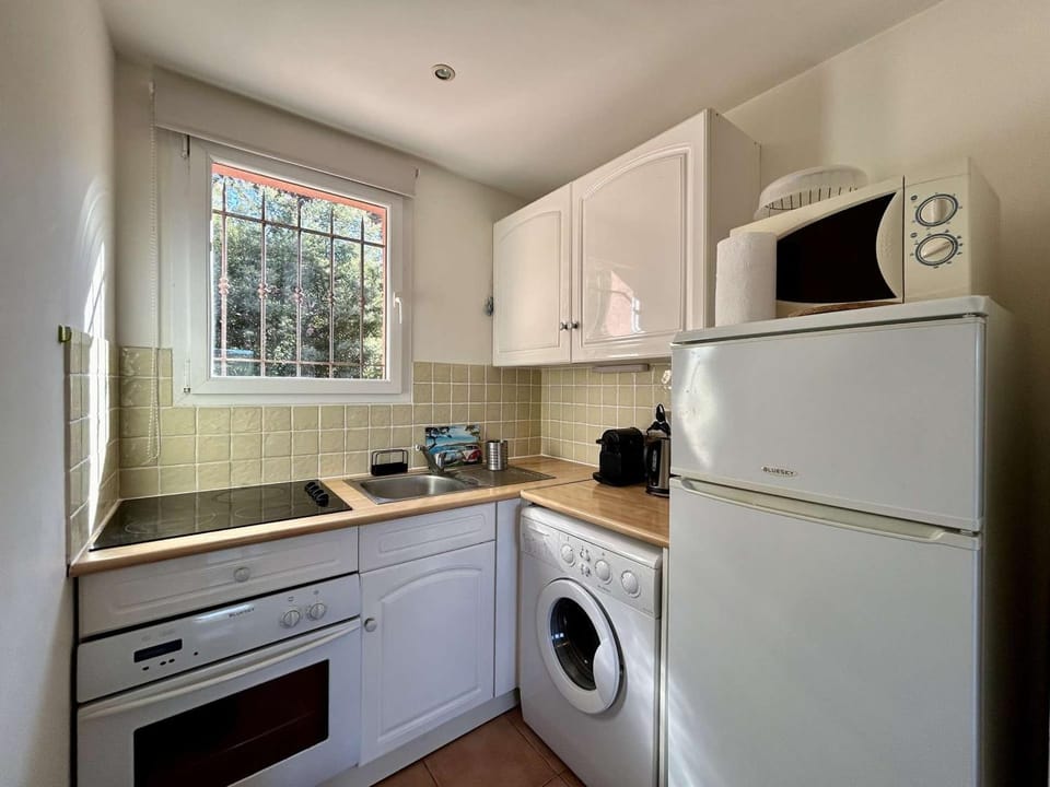 Les Issambres : Appt 2 pièces, piscine, clim, pour 4 pers. - FR-1-226-540 Apartment in Sainte-Maxime