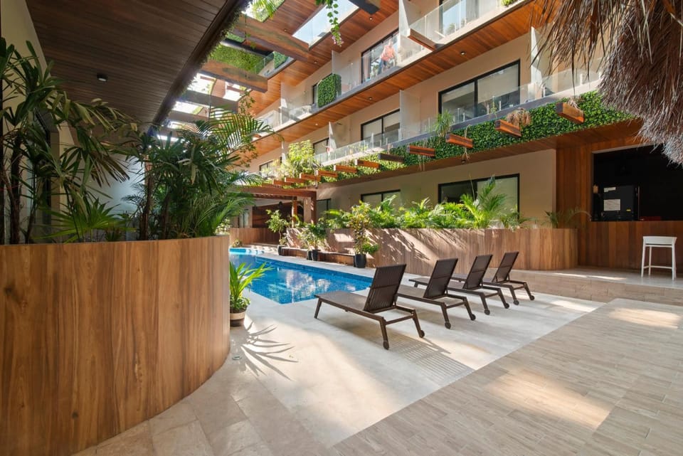 Day, View (from property/room), Pool view, Swimming pool, sunbed