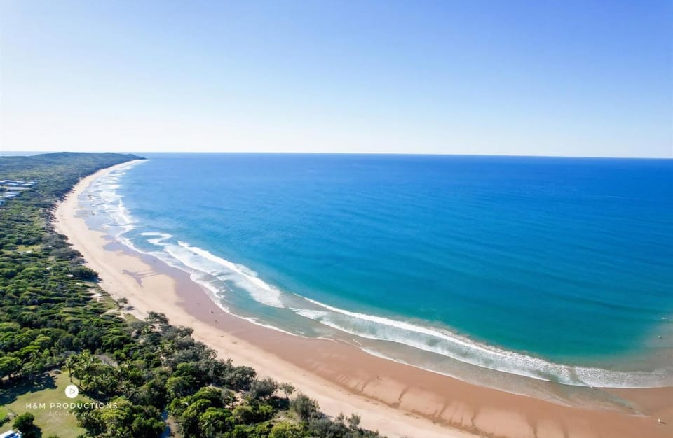 Neighbourhood, Beach, Sea view