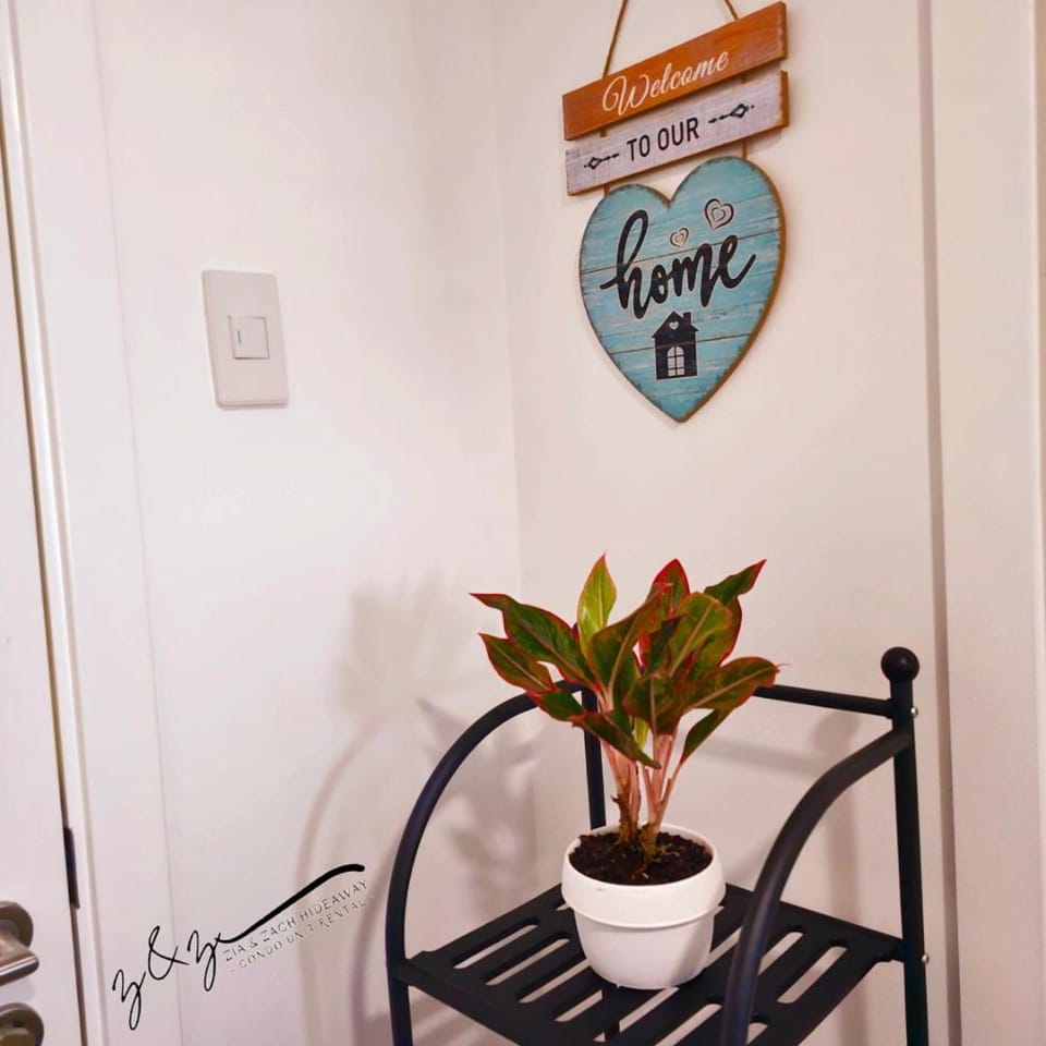 Zia and Zach Hideaway - Azure North Pampanga Apartment in Calabarzon