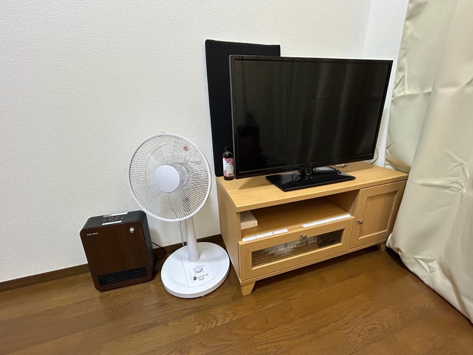 TV and multimedia, fireplace