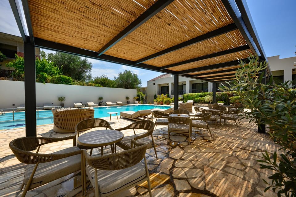 Seating area, Swimming pool