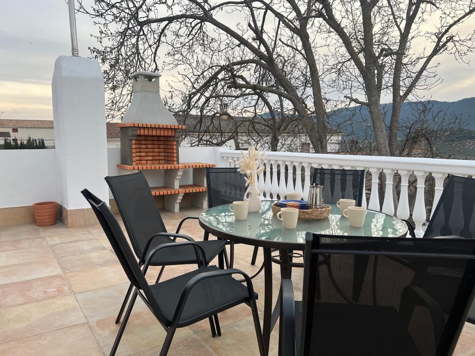 Patio, Natural landscape, Balcony/Terrace