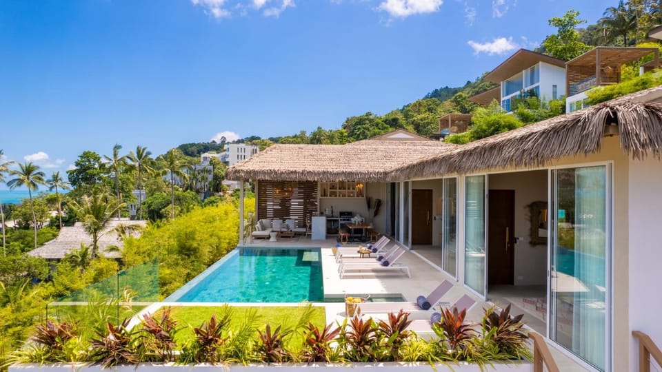 Property building, Pool view