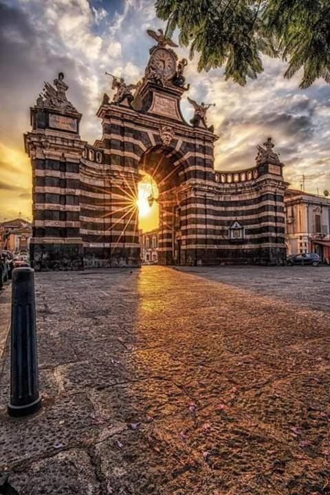 Nearby landmark, Landmark view, Sunrise