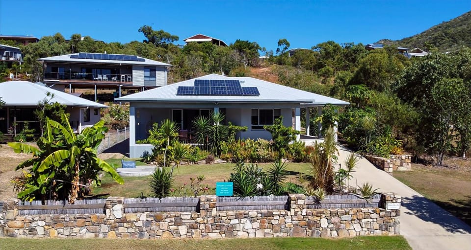 Property building, Garden
