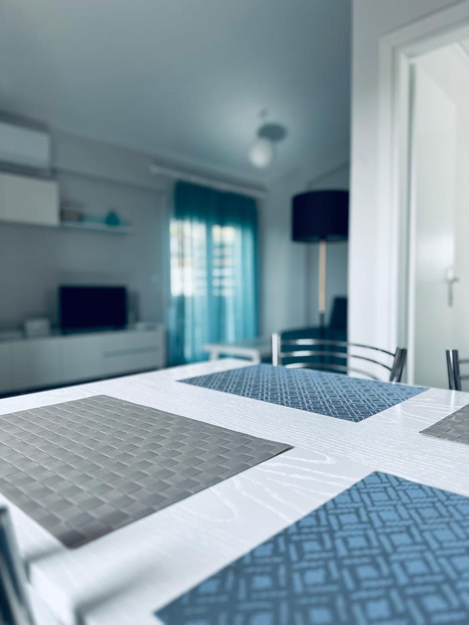 TV and multimedia, air conditioner