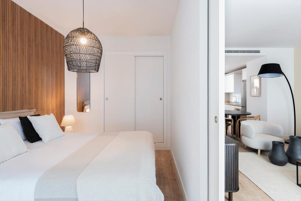 Bed, Photo of the whole room, Bedroom, hair dresser, wardrobe