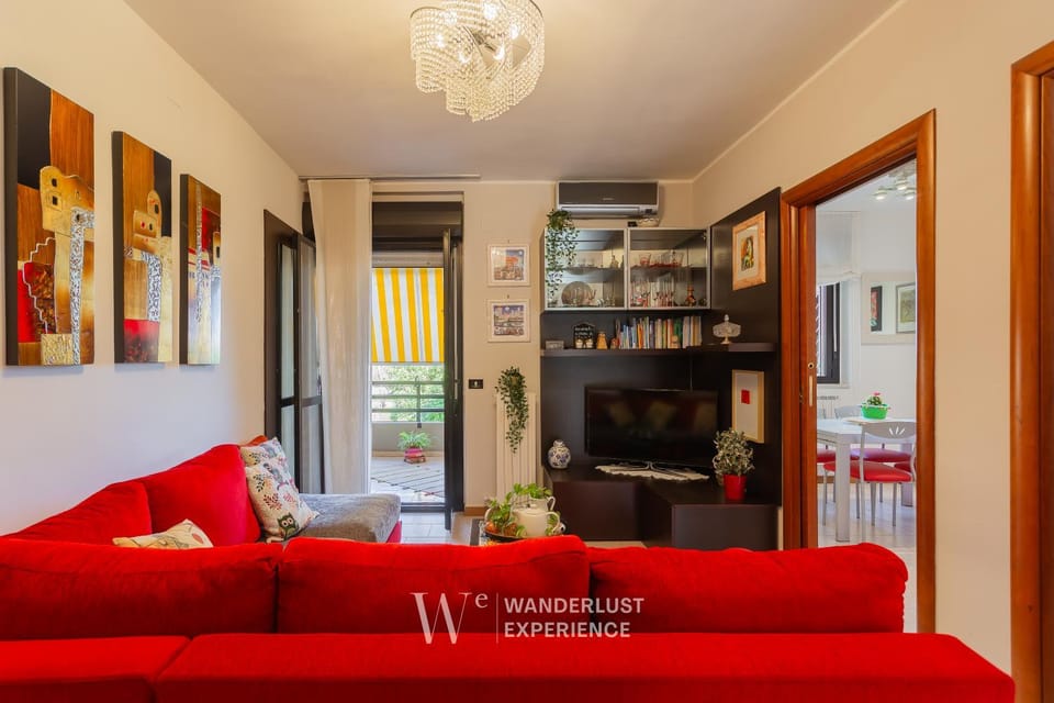 Communal lounge/ TV room, TV and multimedia, Living room, Seating area