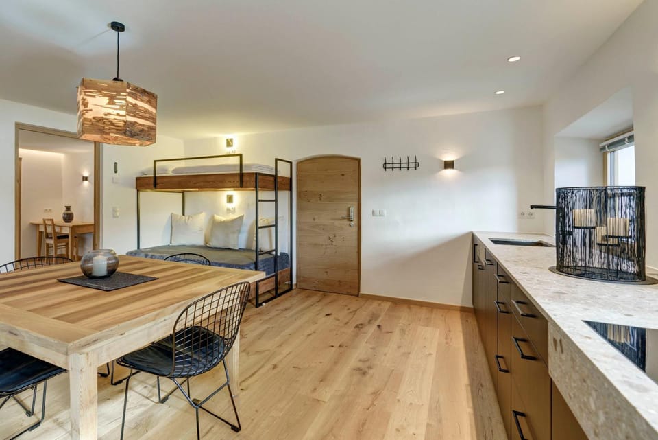 Property building, Kitchen or kitchenette, Living room