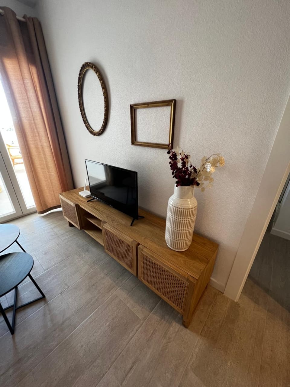 Communal lounge/ TV room, TV and multimedia