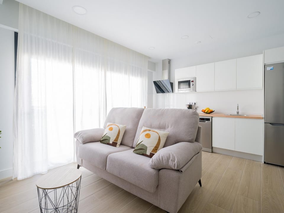 Communal lounge/ TV room, Living room