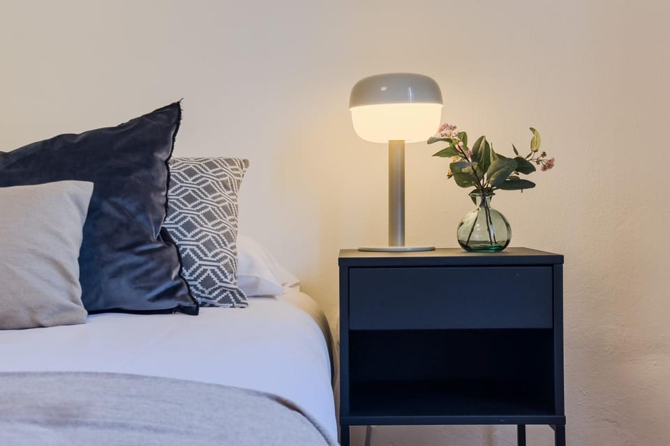 Bed, Bedroom, heating