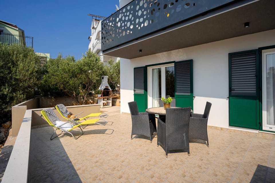 Balcony/Terrace, Balcony/Terrace, sunbed